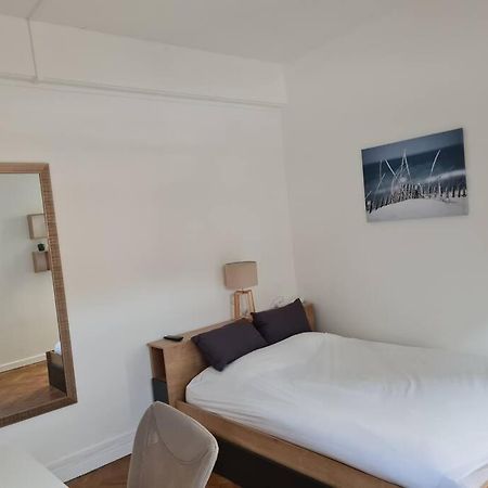 Bel Appartement 3 Suites Privatives Hyper Centre Tourcoing Extérieur photo