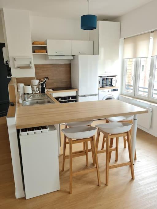 Bel Appartement 3 Suites Privatives Hyper Centre Tourcoing Extérieur photo